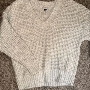 American Eagle Outfitters V-Neck Sweater in Light Gray